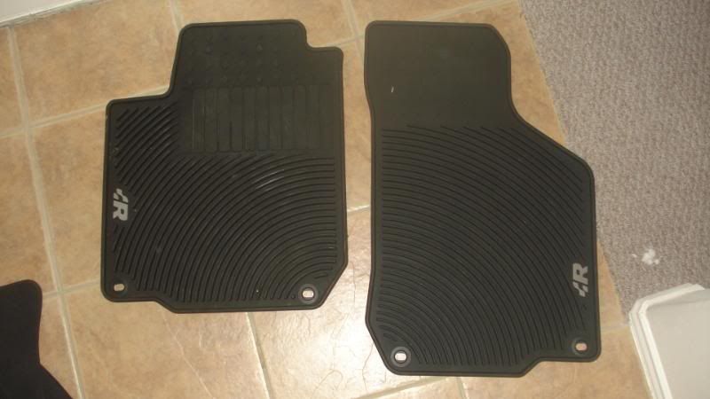 Vwvortex Com Oem R32 Rubber Floor Mats Front Only