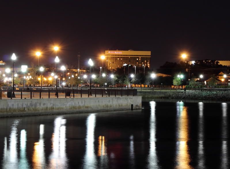 IMAGE: http://i58.photobucket.com/albums/g245/ddbias/jan26.jpg