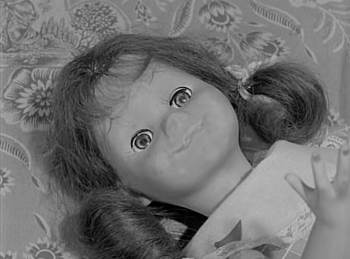 126-LivingDoll00423207-46-02.png