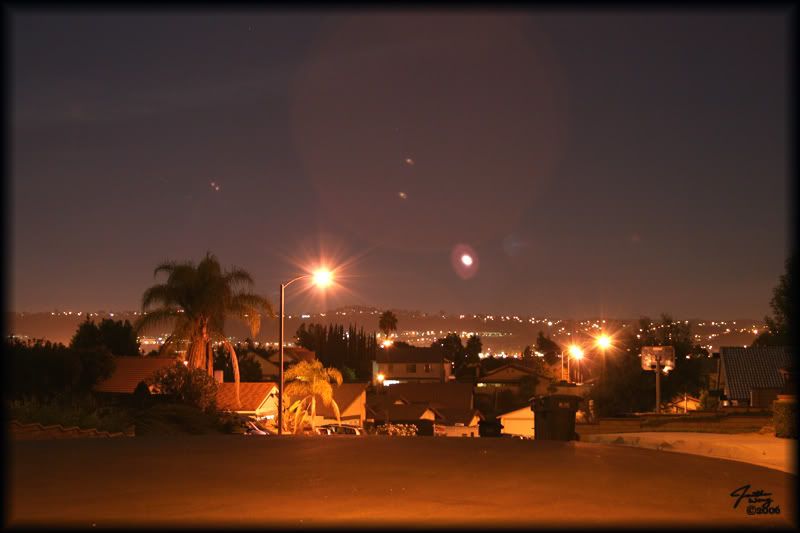 IMAGE: http://i58.photobucket.com/albums/g245/jonrwongusana/moon006.jpg