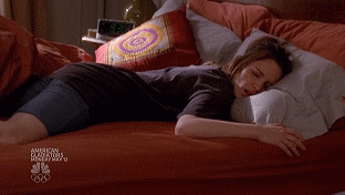 Liz Lemon waking up
