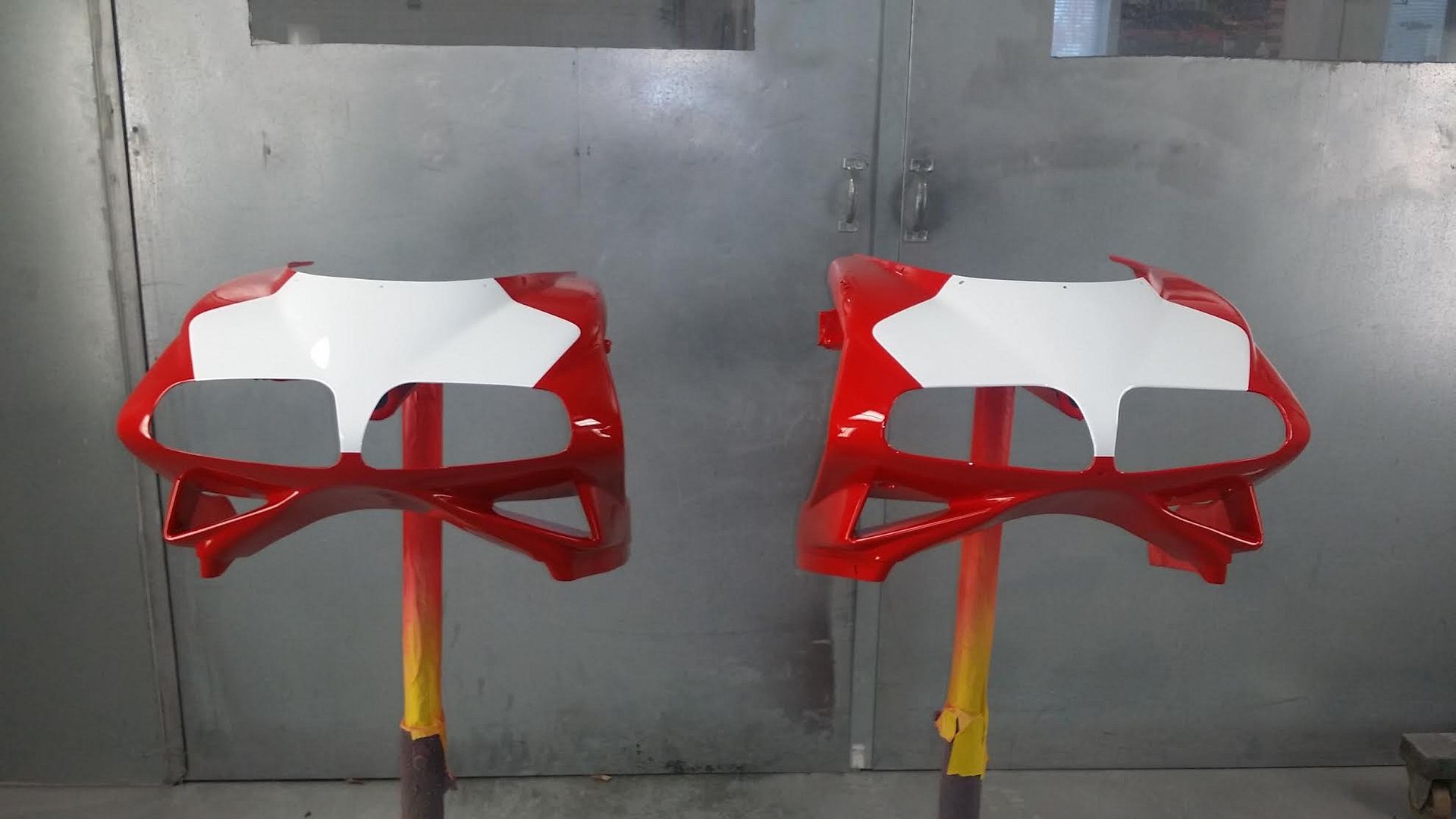 Rosso vs. Anniversary Red paint Ducati.ms The Ultimate Ducati Forum