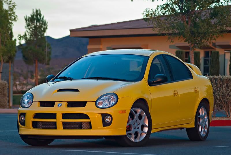 2003_dodge_neon_srt-4_4_dr_turbo_sedan-pic-26166.jpg