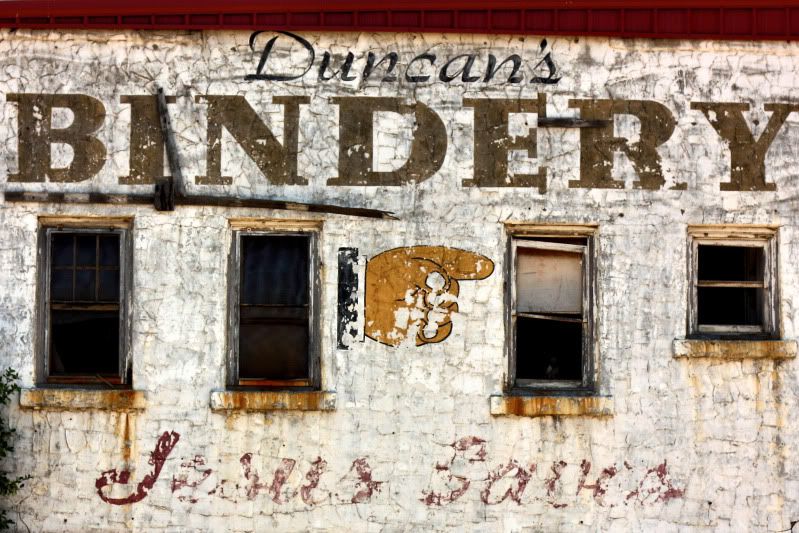 IMAGE: http://i58.photobucket.com/albums/g255/desmondmason/7-2.jpg