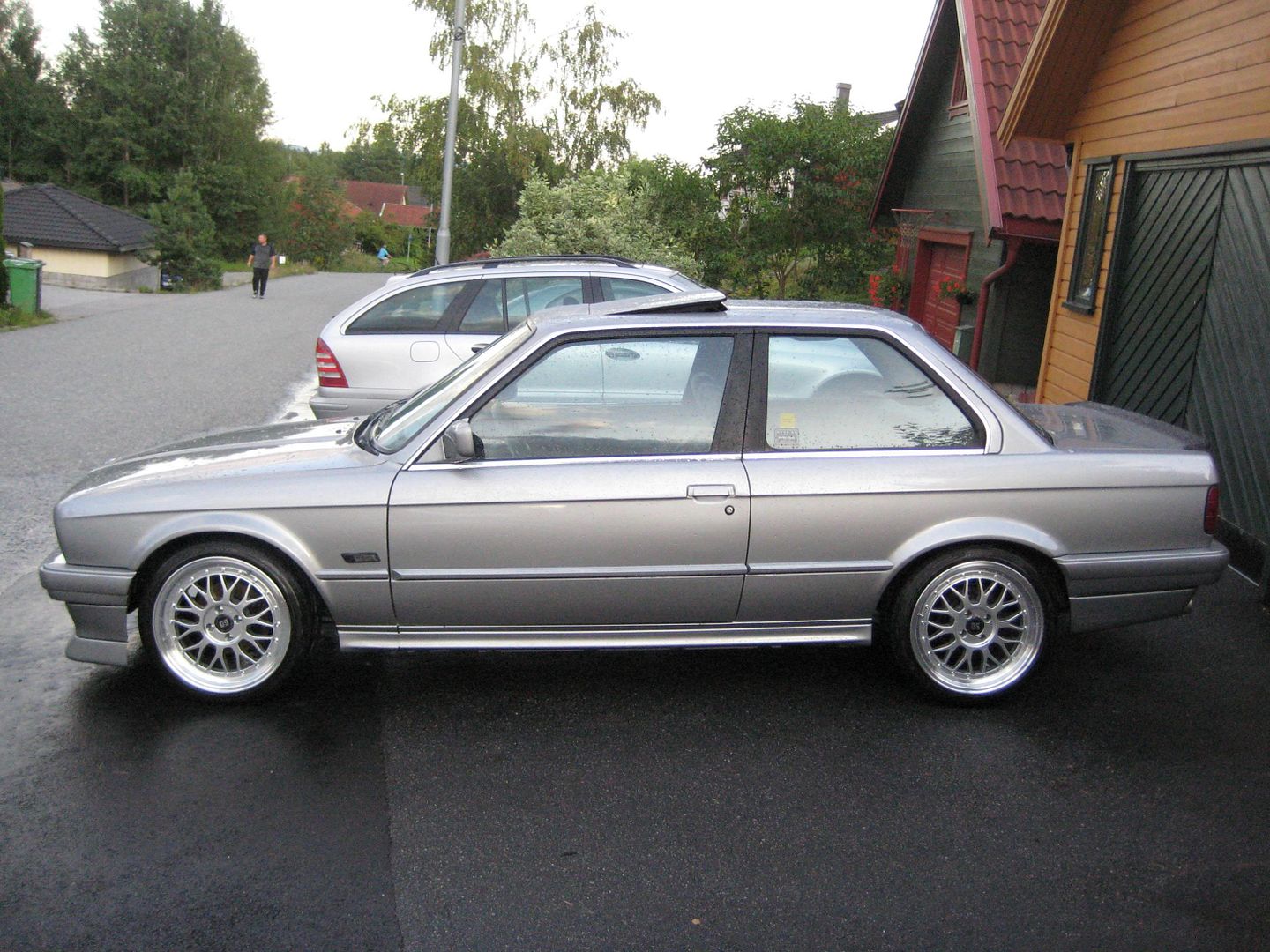 bmw010.jpg