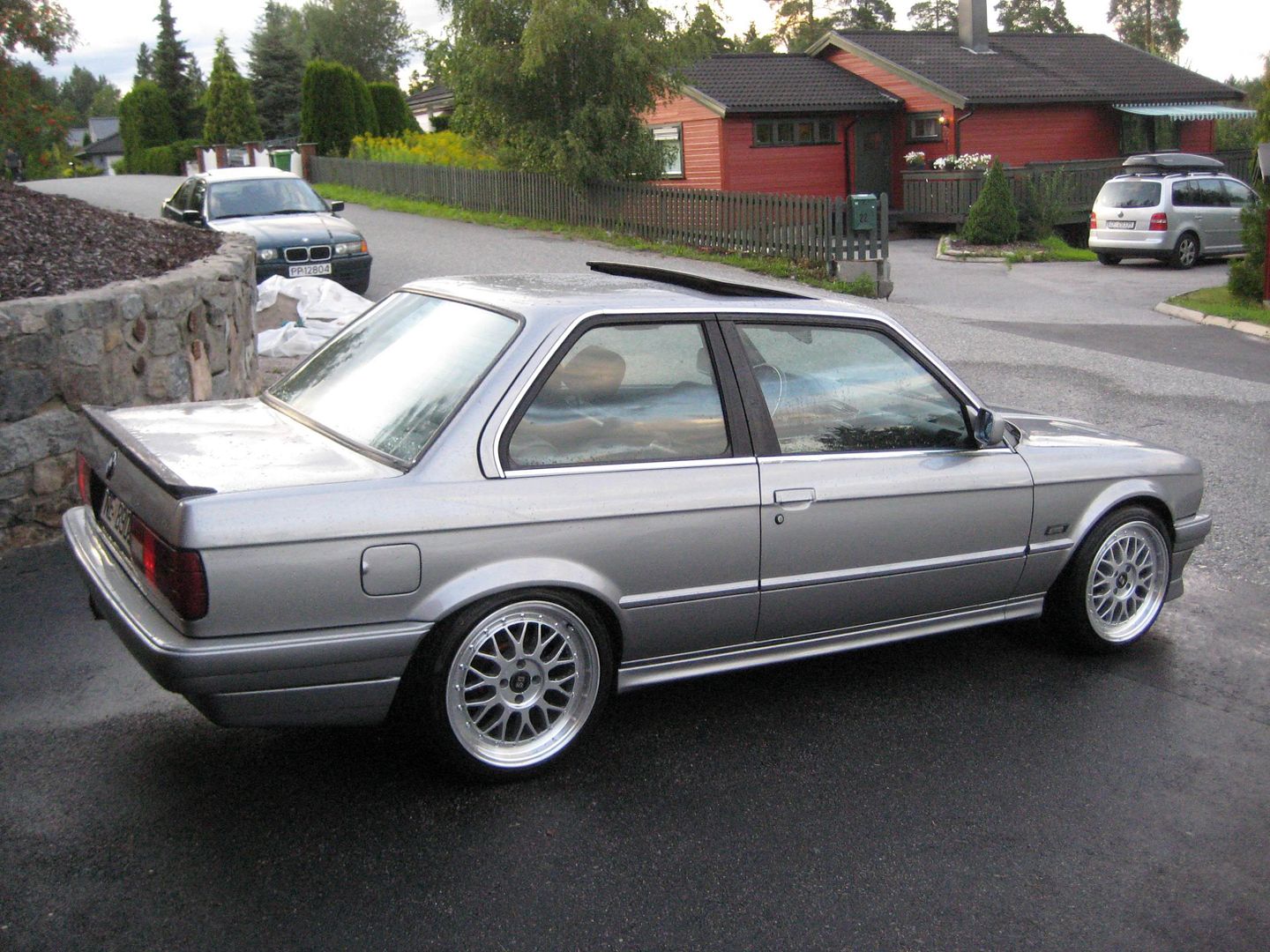 bmw014.jpg