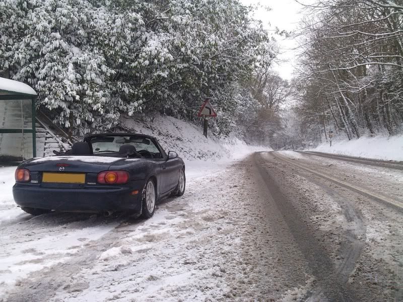 Mx5snow.jpg
