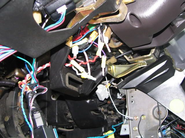 http://i58.photobucket.com/albums/g263/HotRodKid3/fuzzys%20wiring/IMG_0425.jpg