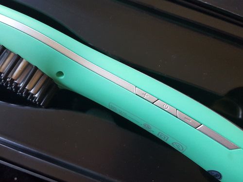 Irresistible Me Jade Hair Straightening Brush