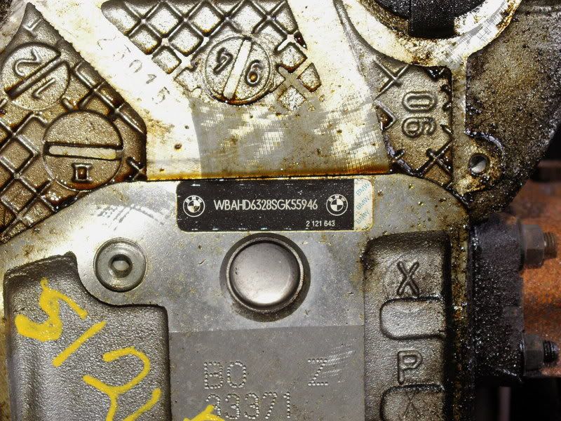 [Image: engineonstand1.jpg]