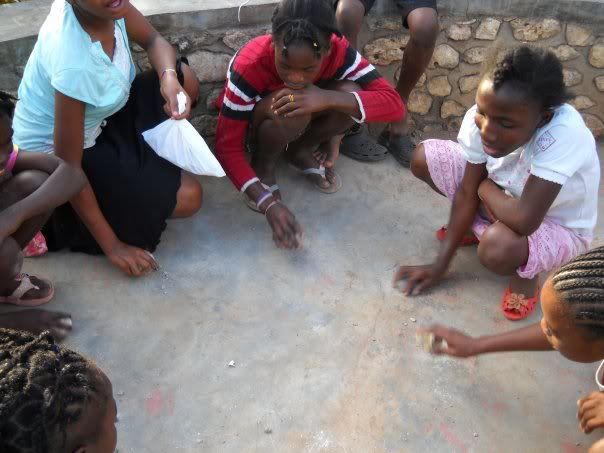 [Image: 17467_1301008518773_1037227836_3091.jpg]