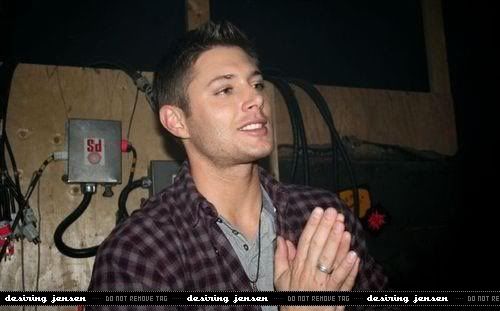 Jensen praying