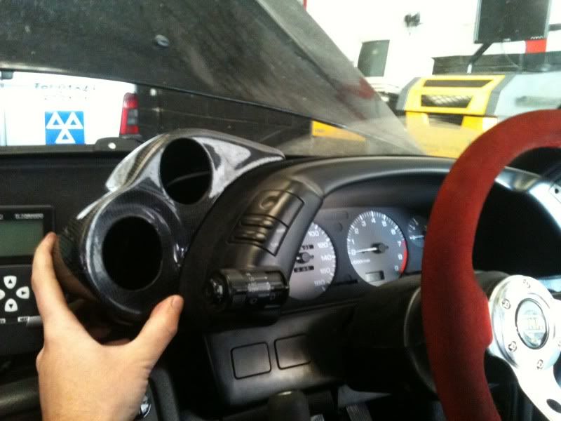 ** Rare carbon fibre twin dash pod for skyline r32 ** Driftworks Forum