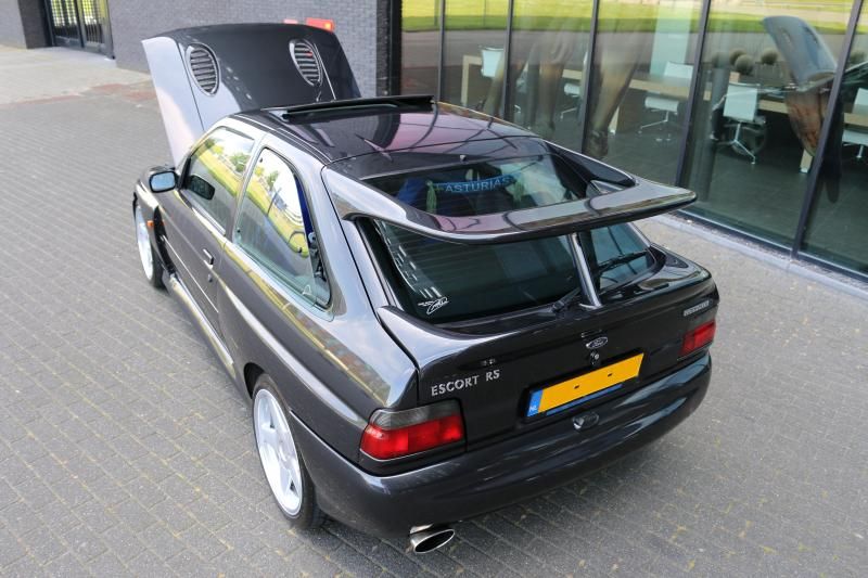 [img width=800 height=533]http://i58.photobucket.com/albums/g275/rs-1600i/Esc2.jpg[/img]