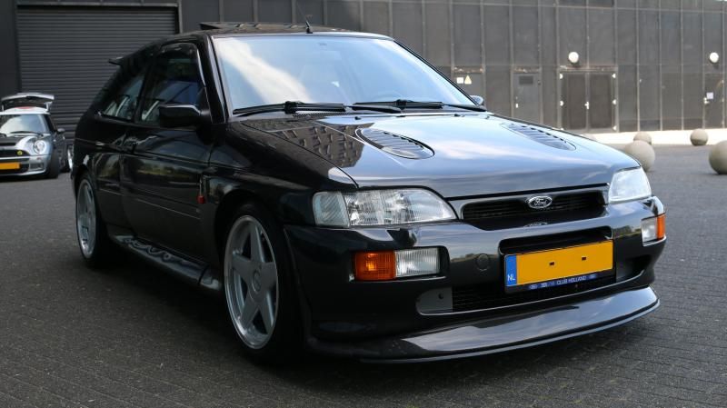 [img width=800 height=449]http://i58.photobucket.com/albums/g275/rs-1600i/esc4.jpg[/img]