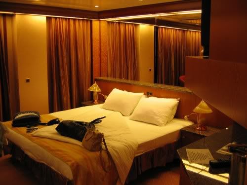 stateroom6164203_500.jpg