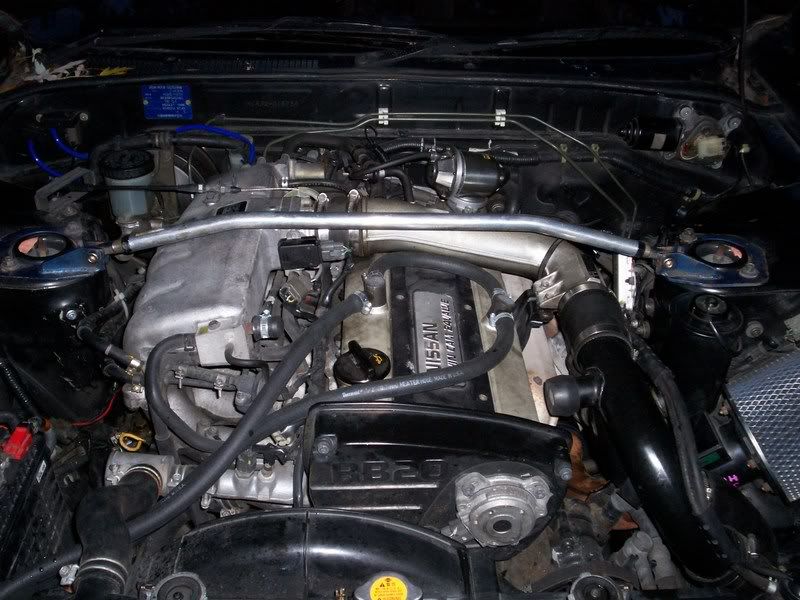 http://i58.photobucket.com/albums/g277/sidewazegtst/Car%20Pics/Oct1106EngineBay.jpg