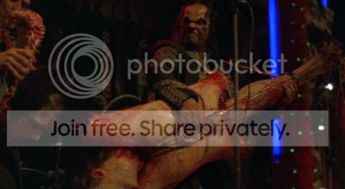 https://i58.photobucket.com/albums/g276/weeka3/vlcsnap-124711.jpg