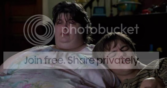 https://i58.photobucket.com/albums/g276/weeka3/vlcsnap-13838.png