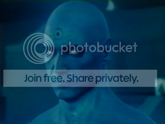 https://i58.photobucket.com/albums/g276/weeka3/vlcsnap-23904.png