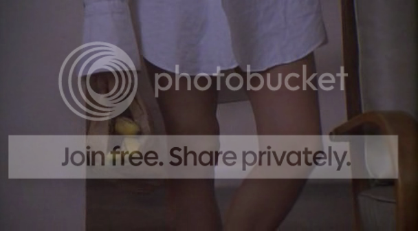 https://i58.photobucket.com/albums/g276/weeka3/vlcsnap-429670.png